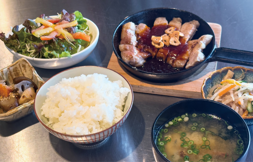meatぴあ賑「にぎわいさんちのとんテキ 土・日・祝限定ランチ」画像