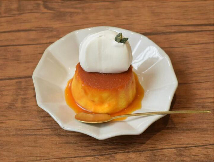 サングラスとカフェMito_かぼちゃプリン