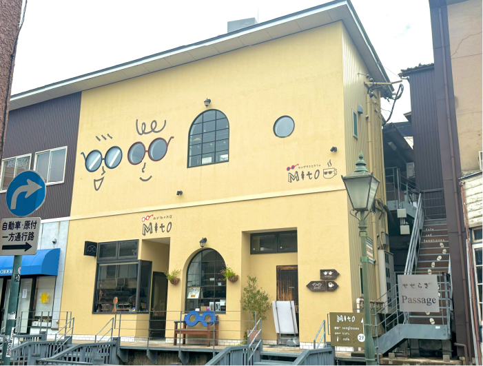 サングラスとカフェMito_外観