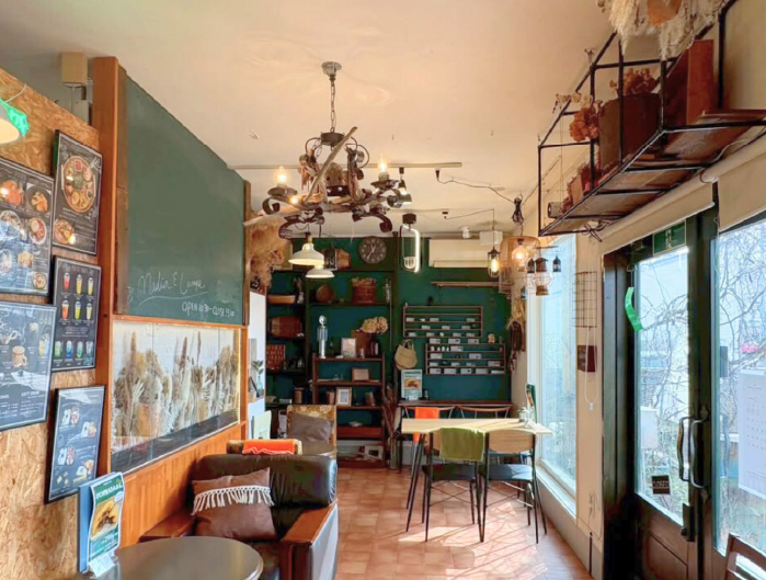 NADIA&LAMPS店内写真